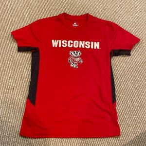 WISCONSIN BADGERS Athletic T